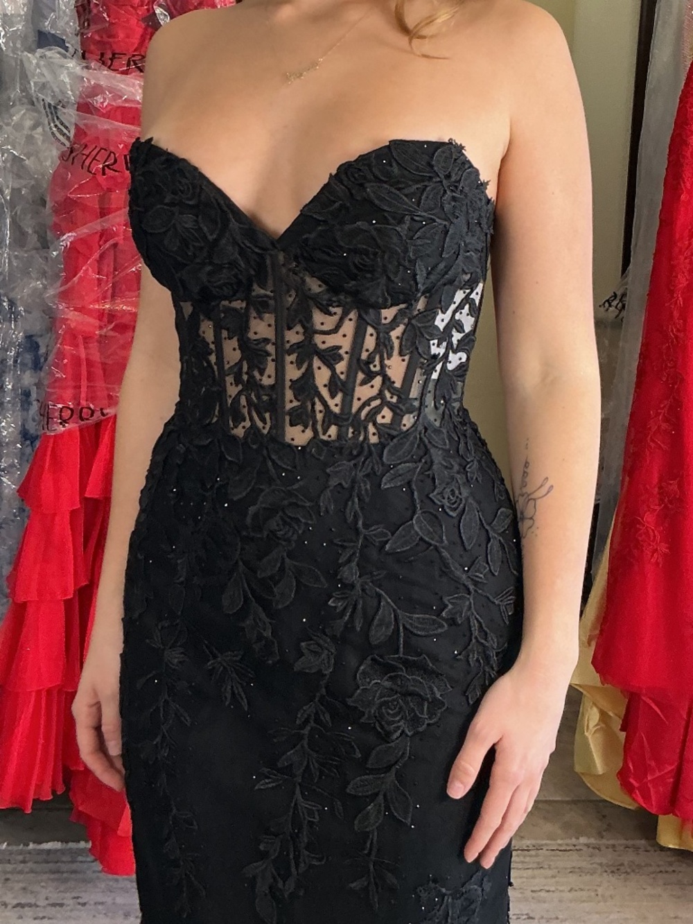 NWT Sherri Hill Black Lace Strapless Formal Gown – Tie Back Designer Dress